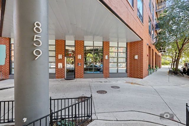 859 W ERIE Street 303, Chicago, IL 60642