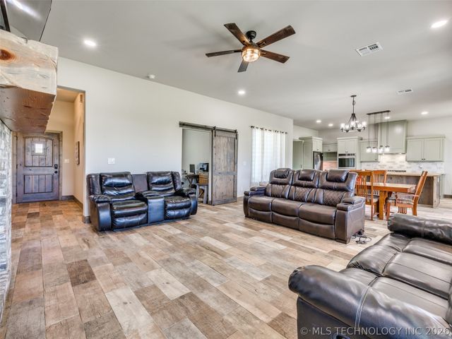 40851 N 3970 Road, Collinsville, OK 74070