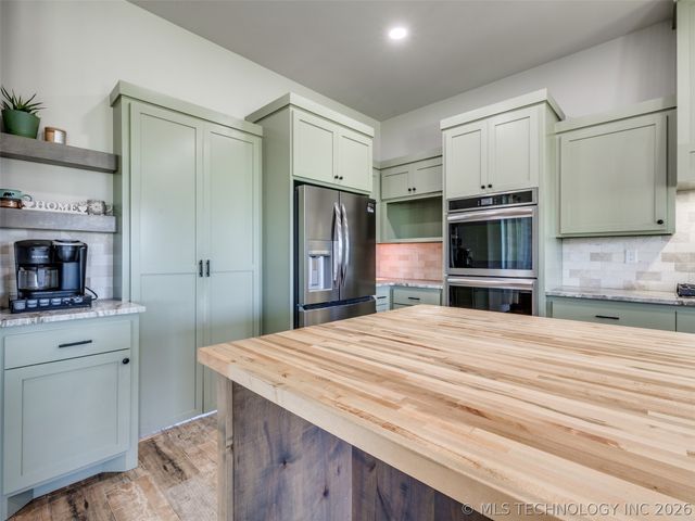 40851 N 3970 Road, Collinsville, OK 74070
