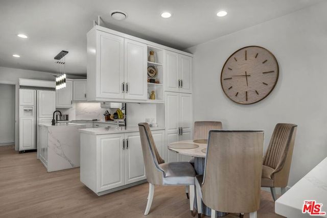 2144 Banyan Drive, Los Angeles, CA 90049