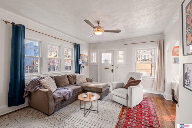 2206 N 51st Street, Omaha, NE 68104