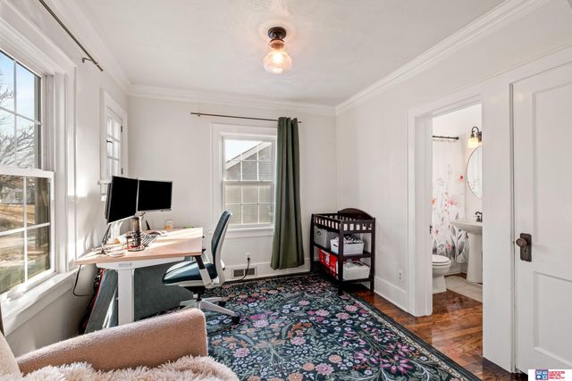 2206 N 51st Street, Omaha, NE 68104