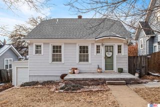 2206 N 51st Street, Omaha, NE 68104
