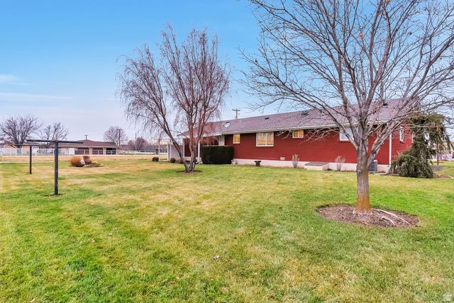 3855 W 2600 N, Plain City, UT 84404