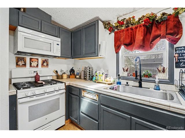 1101 Lantern Dr, Fort Lupton, CO 80621