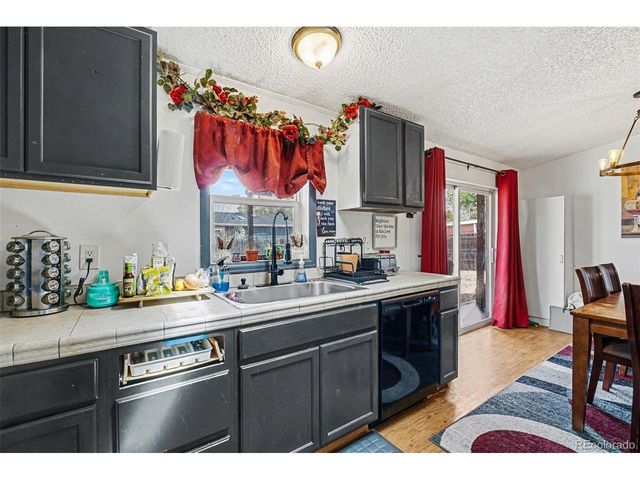 1101 Lantern Dr, Fort Lupton, CO 80621