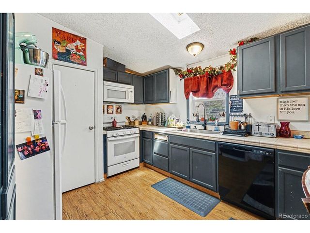 1101 Lantern Dr, Fort Lupton, CO 80621