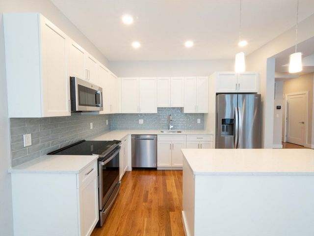 142 Coolidge Street 1, Brookline, MA 02446