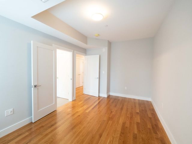 142 Coolidge Street 1, Brookline, MA 02446