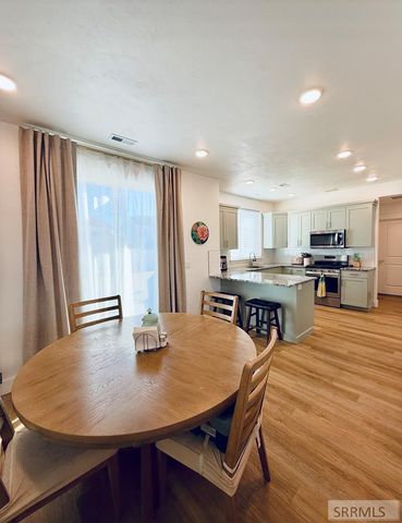 2325 W 860 S, Rexburg, ID 83440