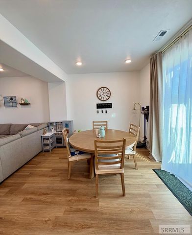 2325 W 860 S, Rexburg, ID 83440