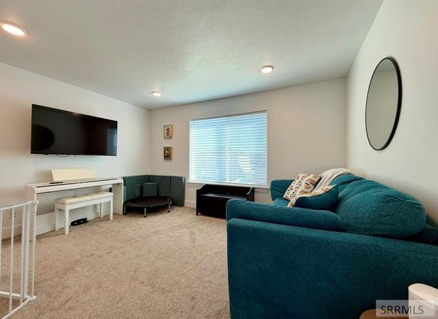 2325 W 860 S, Rexburg, ID 83440