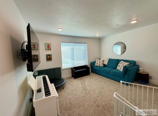 2325 W 860 S, Rexburg, ID 83440