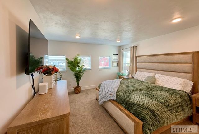 2325 W 860 S, Rexburg, ID 83440