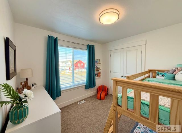 2325 W 860 S, Rexburg, ID 83440