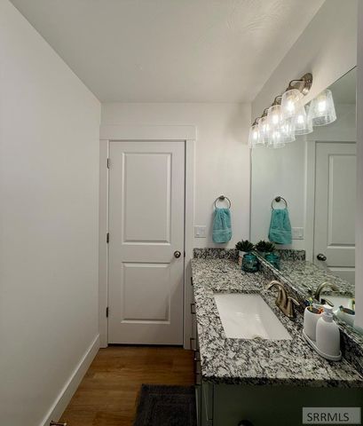 2325 W 860 S, Rexburg, ID 83440