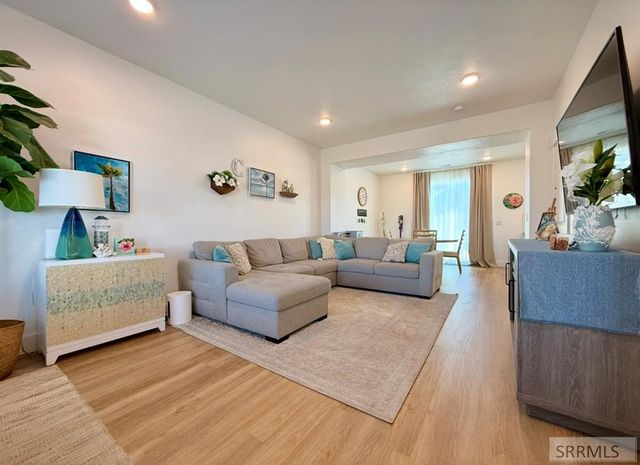 2325 W 860 S, Rexburg, ID 83440