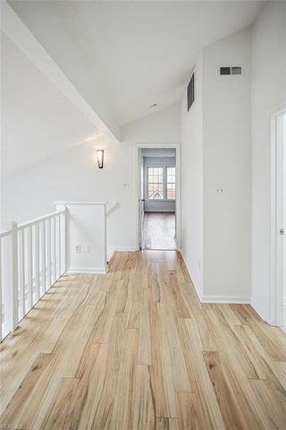 5278 Lake Victoria ARCH, Virginia Beach, VA 23464