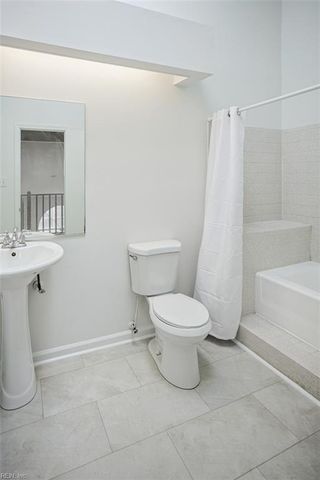 5278 Lake Victoria ARCH, Virginia Beach, VA 23464