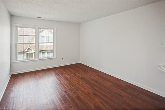 5278 Lake Victoria ARCH, Virginia Beach, VA 23464