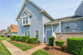 5278 Lake Victoria ARCH, Virginia Beach, VA 23464