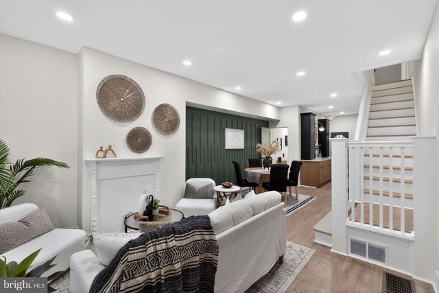 1331 S MAY ST, Philadelphia, PA 19143