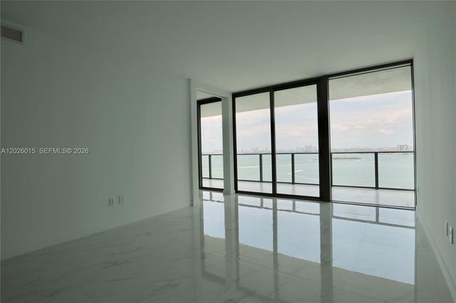 650 NE 32 1906, Miami, FL 33137
