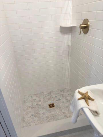 447 Matohe Road, Monroe, VA 24574