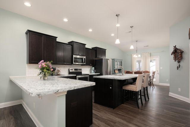 126 Thorndale Drive, Georgetown, KY 40324