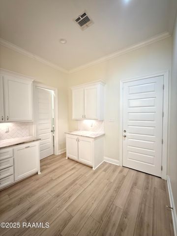 200 Windmill Palm Lane, Youngsville, LA 70592