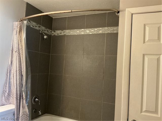 1850 Merle Road, Salem, OH 44460