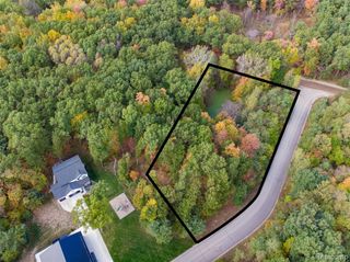 16363 Catalpa Ridge Drive, Holly, MI 48442