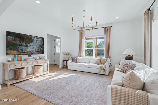 596 S Taylor Street, Fallon, NV 89406