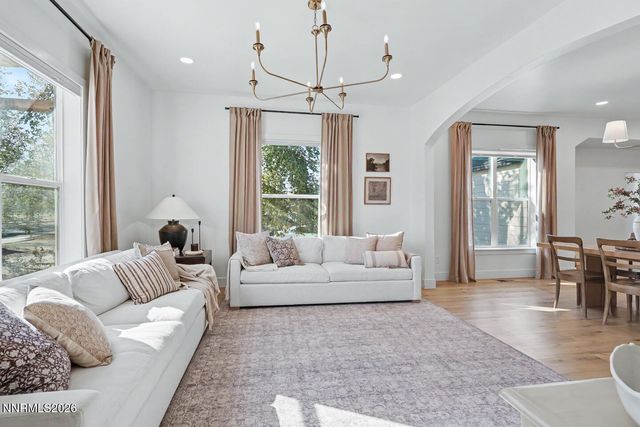 596 S Taylor Street, Fallon, NV 89406