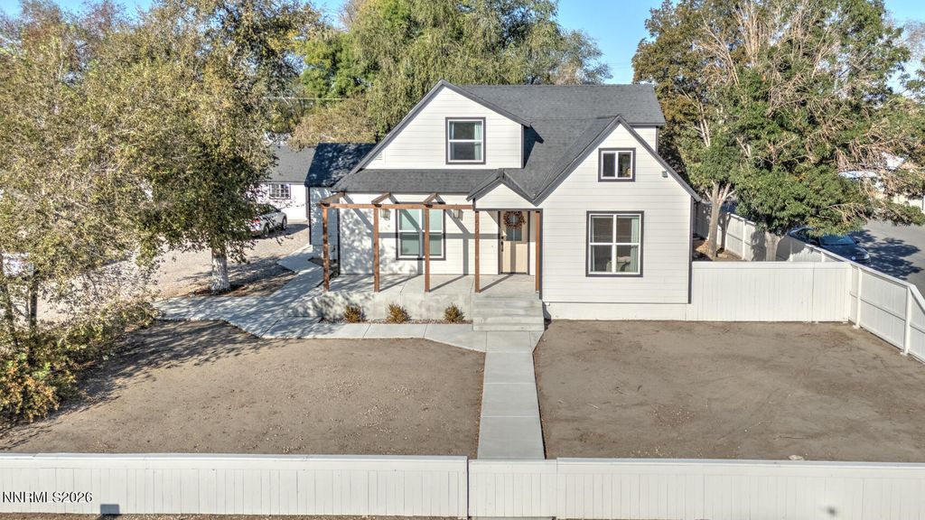 596 S Taylor Street, Fallon, NV 89406