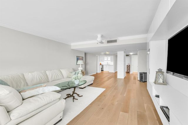 1155 Hillsboro Mile 602, Hillsboro Beach, FL 33062