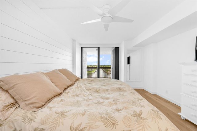 1155 Hillsboro Mile 602, Hillsboro Beach, FL 33062