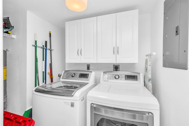 1155 Hillsboro Mile 602, Hillsboro Beach, FL 33062
