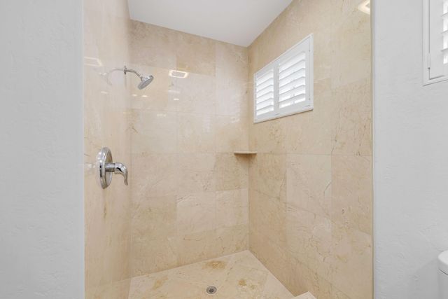 2600 NE 43rd Street, Lighthouse Point, FL 33064