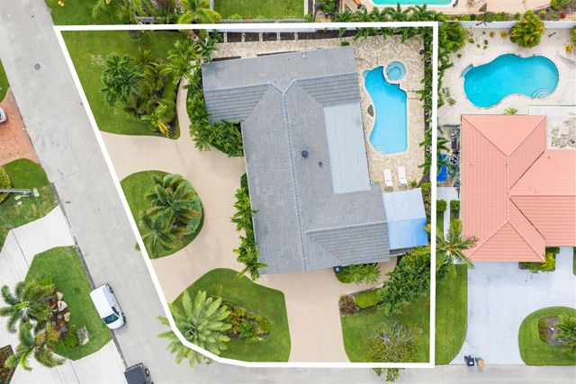 2600 NE 43rd Street, Lighthouse Point, FL 33064