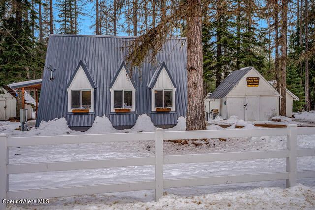 475 DRY CREEK RD, Clark Fork, ID 83811