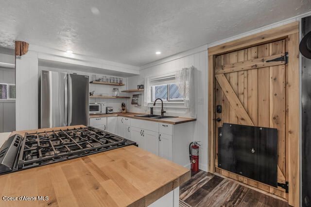 475 DRY CREEK RD, Clark Fork, ID 83811