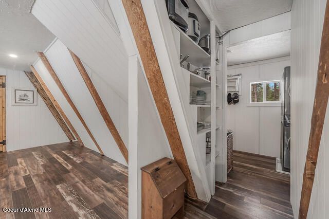 475 DRY CREEK RD, Clark Fork, ID 83811