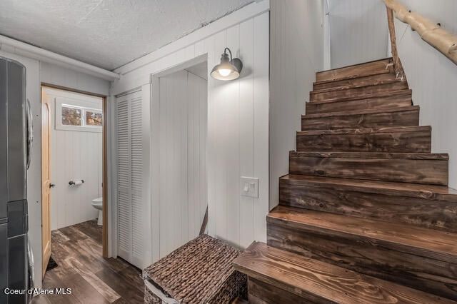 475 DRY CREEK RD, Clark Fork, ID 83811