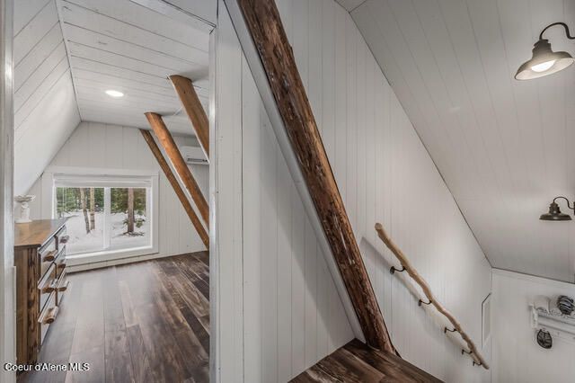 475 DRY CREEK RD, Clark Fork, ID 83811