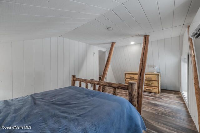 475 DRY CREEK RD, Clark Fork, ID 83811