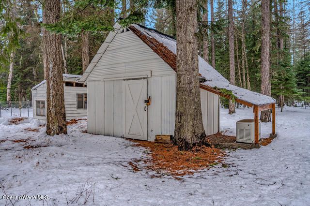 475 DRY CREEK RD, Clark Fork, ID 83811