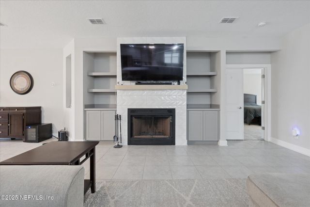 75470 SUNBERRY Drive, Yulee, FL 32097