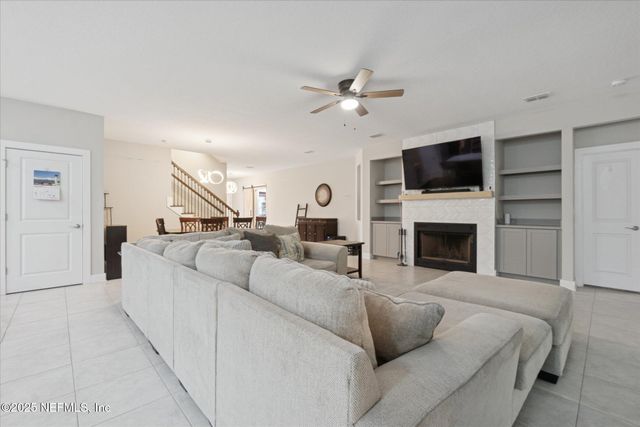 75470 SUNBERRY Drive, Yulee, FL 32097