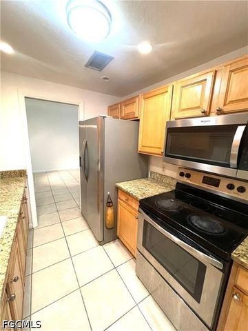 1849 Maravilla AVE C2, Fort Myers, FL 33901